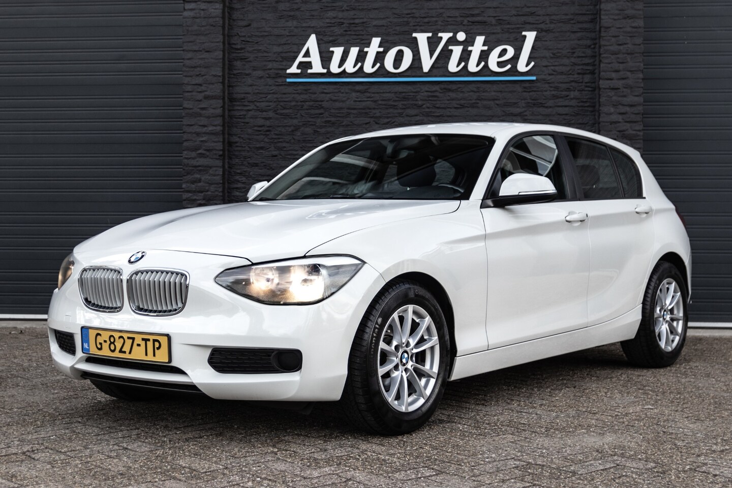 BMW 1-serie - 116i Business Automaat | Navi | Bluetooth | Cruise Control - AutoWereld.nl