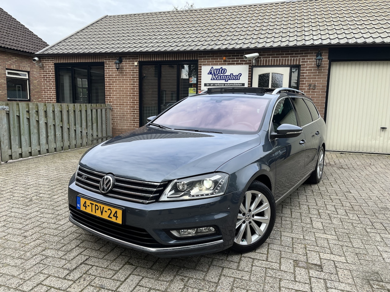 Volkswagen Passat Variant - 1.4 TSI R-Line Executive Edition Trekhaak - AutoWereld.nl