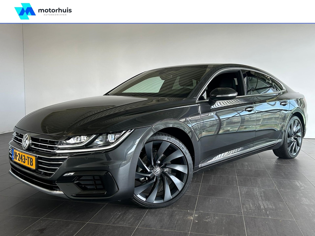 Volkswagen Arteon - 2.0 TSI 190pk 7-DSG Business R Exclusive - AutoWereld.nl