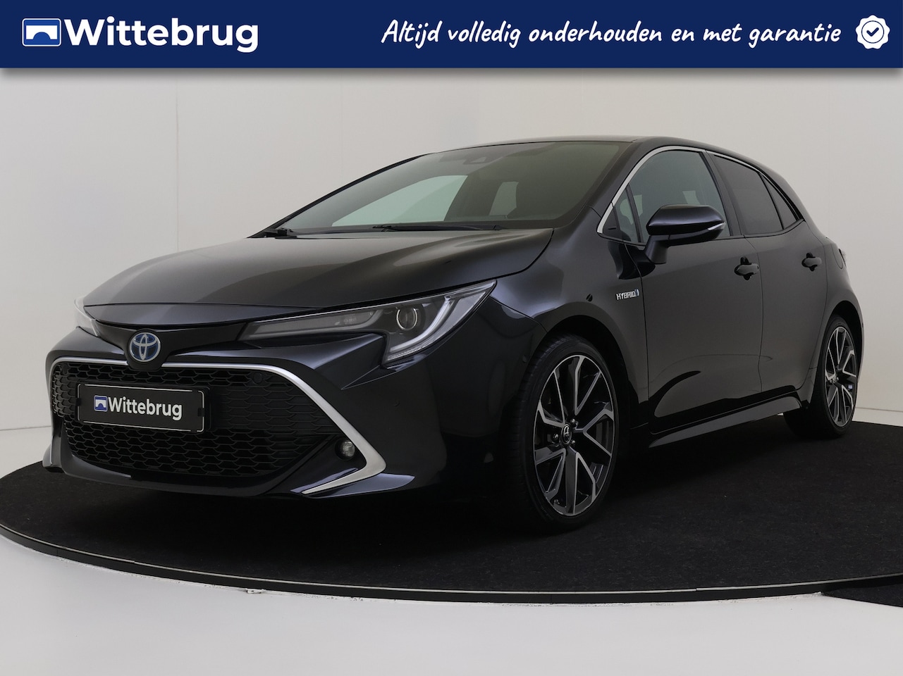 Toyota Corolla - 1.8 Hybrid Executive 122 pk Automaat | Navigatie | Climate Control | 18 inch Lichtmetalen - AutoWereld.nl