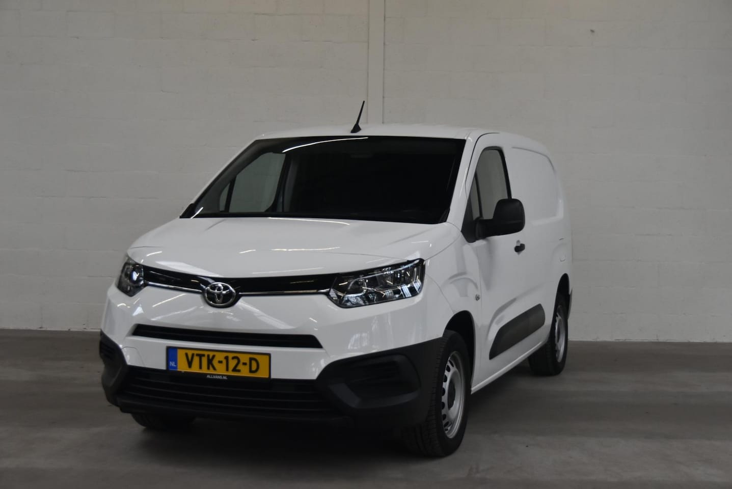 Toyota ProAce City - 1.5 D-4D Cool Comfort Lang EURO 6 - AutoWereld.nl