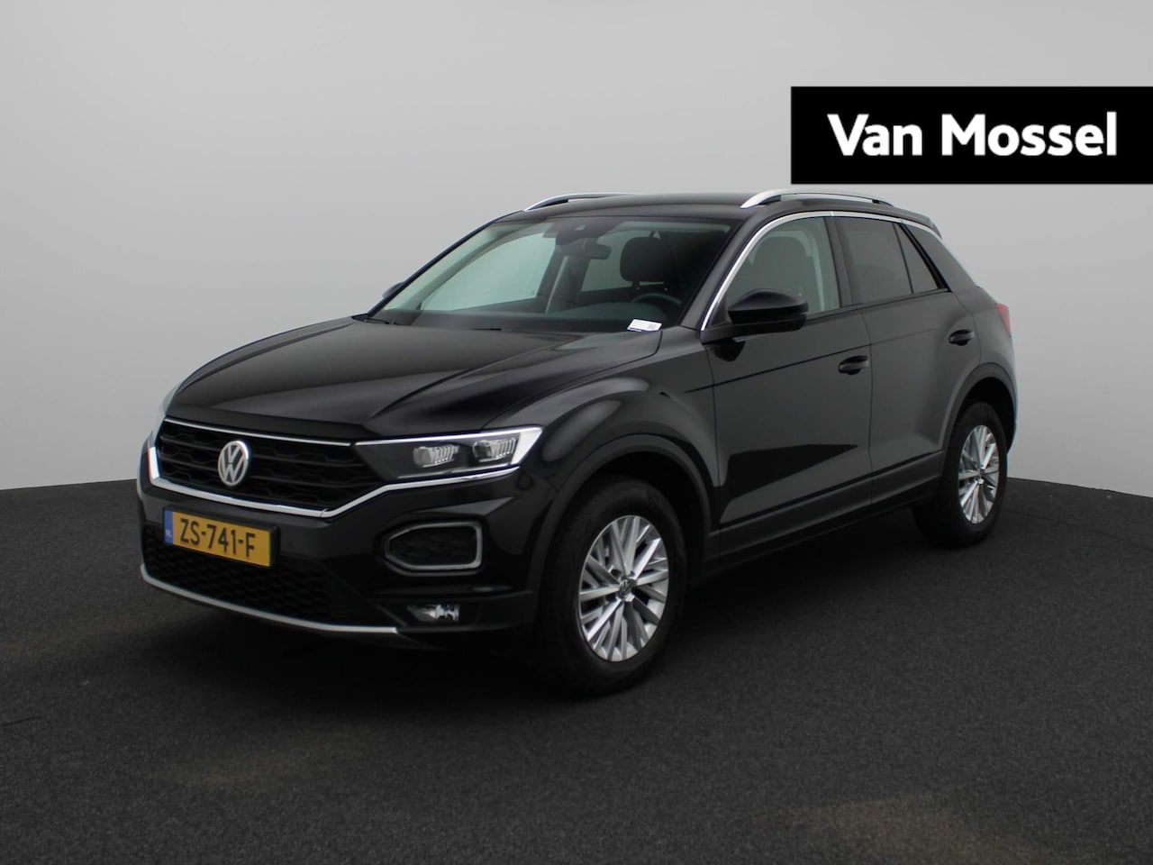 Volkswagen T-Roc - 1.0 TSI Style | Airco | Navigatie | LMV | Parkeer sensoren | LED | - AutoWereld.nl