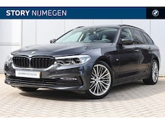 BMW 5-serie Touring - 520i High Executive Sport Line Automaat / Panoramadak / Sportstoelen / Stoelverwarming / A