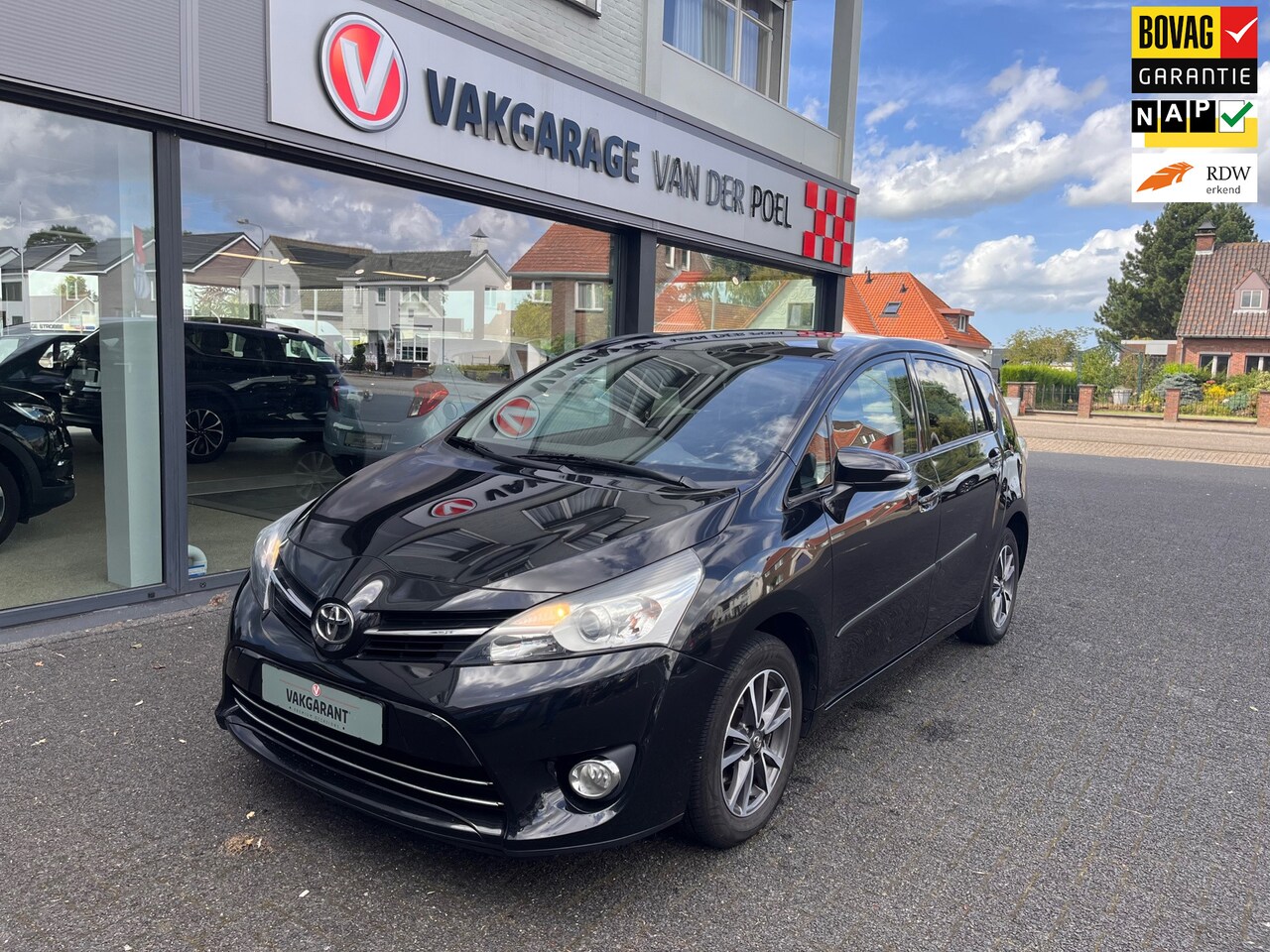 Toyota Verso - 1.6 VVT-i Business 1.6 VVT-i Business - AutoWereld.nl