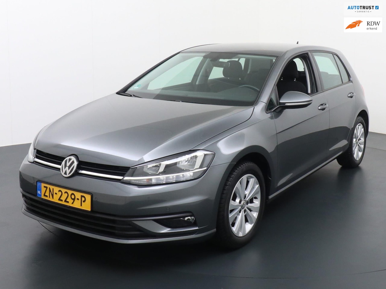 Volkswagen Golf - 1.0 TSI Trendline 1.0 TSI Trendline - AutoWereld.nl