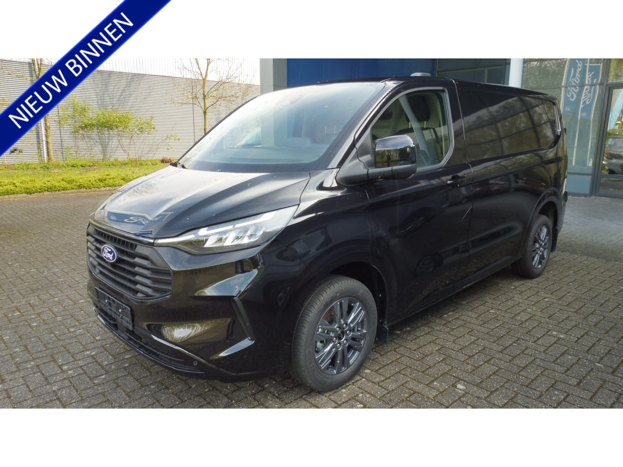 Ford Transit Custom - nw model 320 L1H1 170pk Automaat Limited VOORRAADDEAL - AutoWereld.nl