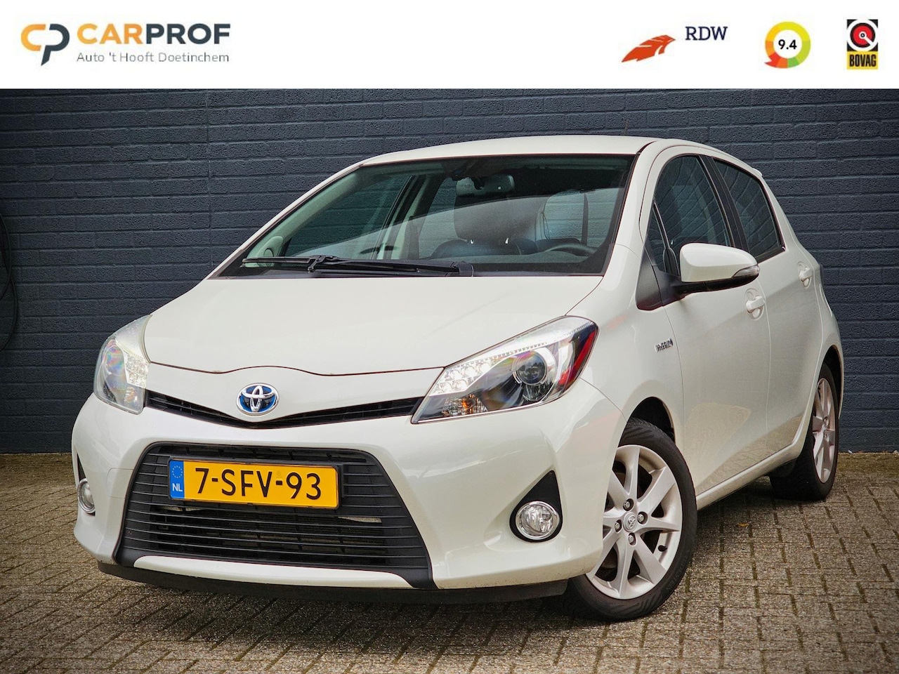 Toyota Yaris - 1.5 Full Hybrid Dynamic AUTOMAAT / AIRCO / KEYLESS / CRUISE / CAMERA - AutoWereld.nl