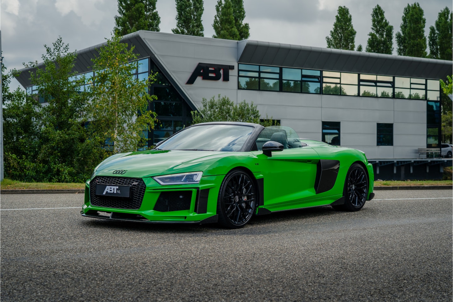 Audi R8 Spyder - ABT V10+ 5.2 FSI QUATTRO ABT Gelimiteerde oplage!! | XPEL | Glascoating | Keramisch | Lase - AutoWereld.nl