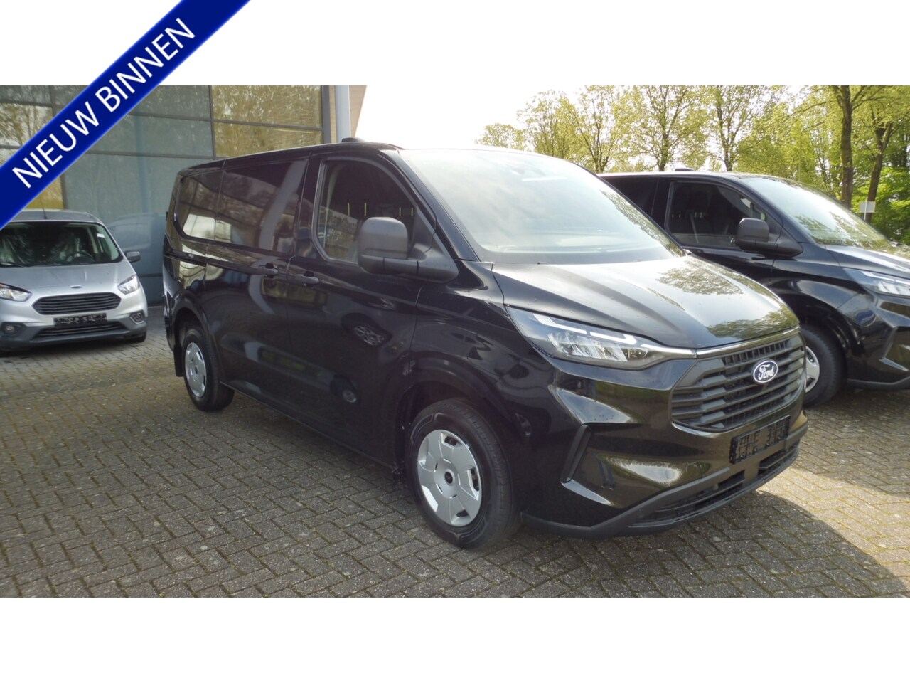 Ford Transit Custom - 2.0 TDCI L1H1 136pk Automaat Trend Navigatie Camera BLIS Adap.CrC VOORRAADDEAL - AutoWereld.nl