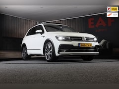 Volkswagen Tiguan - 2.0 TSI 4Motion 3 x R Line / 180 PK / Digital Cockpit / Acc / Lane Assist / Open Pano / Le