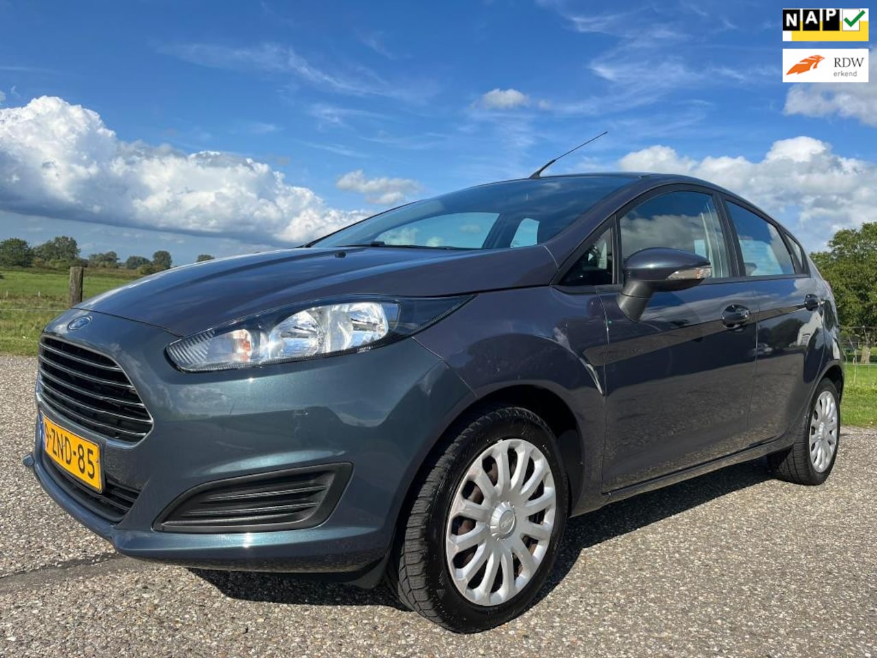 Ford Fiesta - 1.0 Style 5 drs airco navi 194951 km nao bj 2015 - AutoWereld.nl