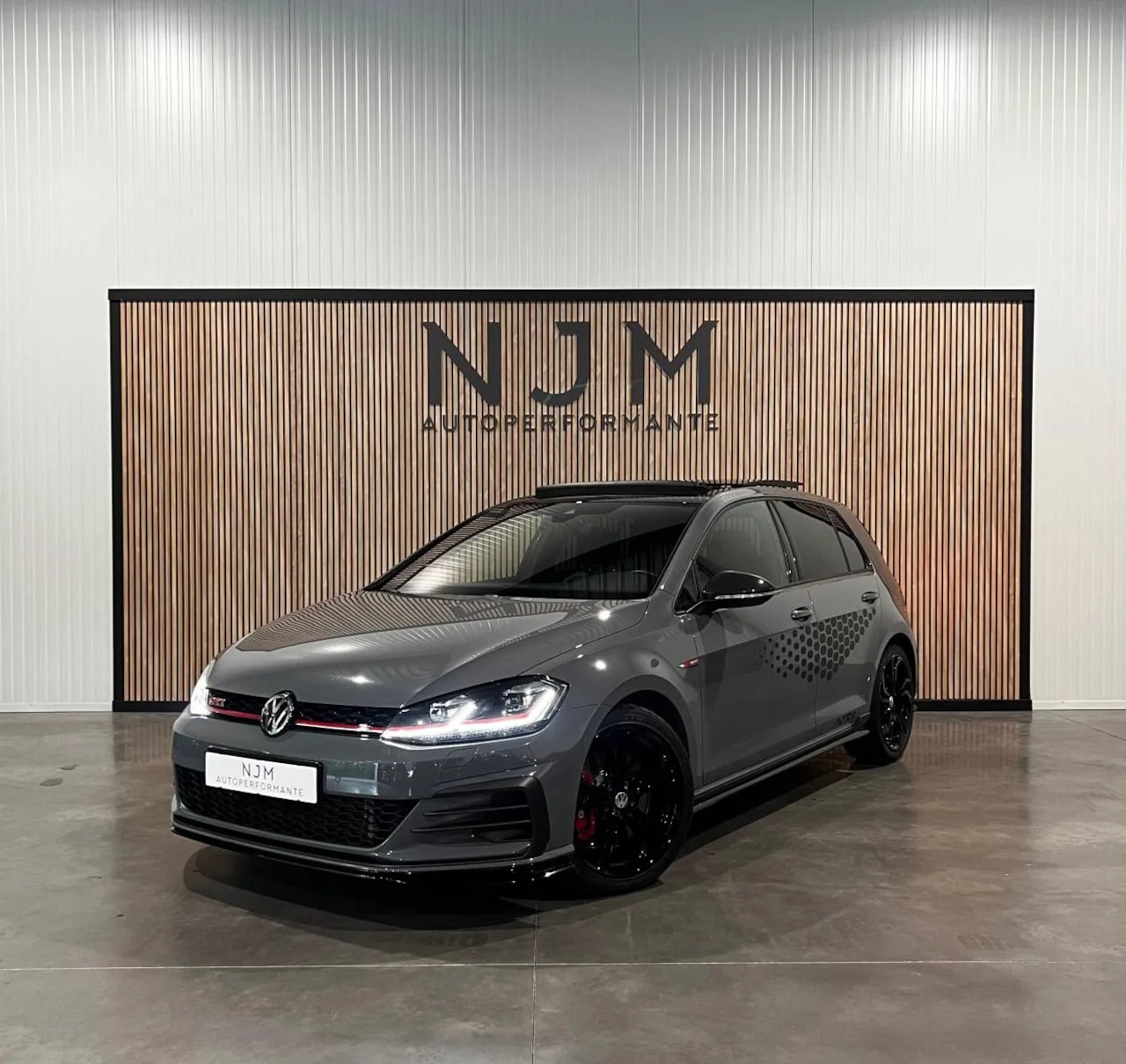 Volkswagen Golf - 2.0 TSI GTI TCR 2.0 TSI GTI TCR - AutoWereld.nl