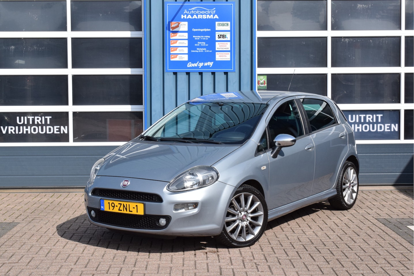 Fiat Punto Evo - 0.9 TwinAir Sport Cruise-control Airco - AutoWereld.nl