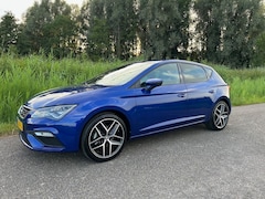 Seat Leon - 1.5 TSI 150PK FR Business Intense Apple carplay / Android auto | Navigatie | Camera | Pdc