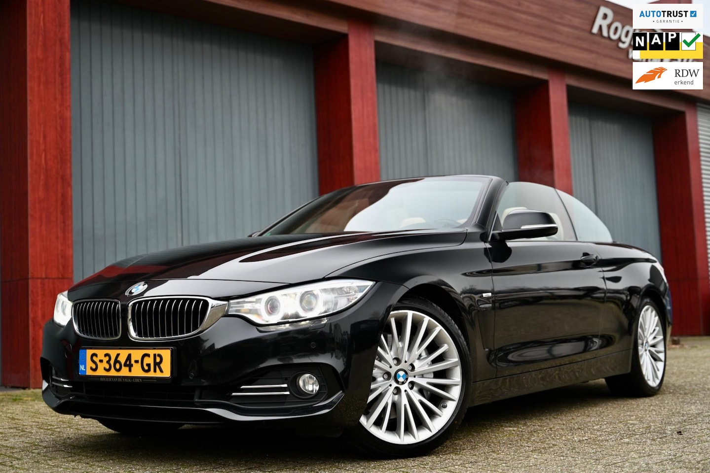 BMW 4-serie Cabrio - 435i High Executive - HUD - Nekverwarming - Keyless Entry - Sportstoelen - - AutoWereld.nl