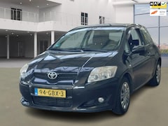 Toyota Auris - 1.4-16V Sol