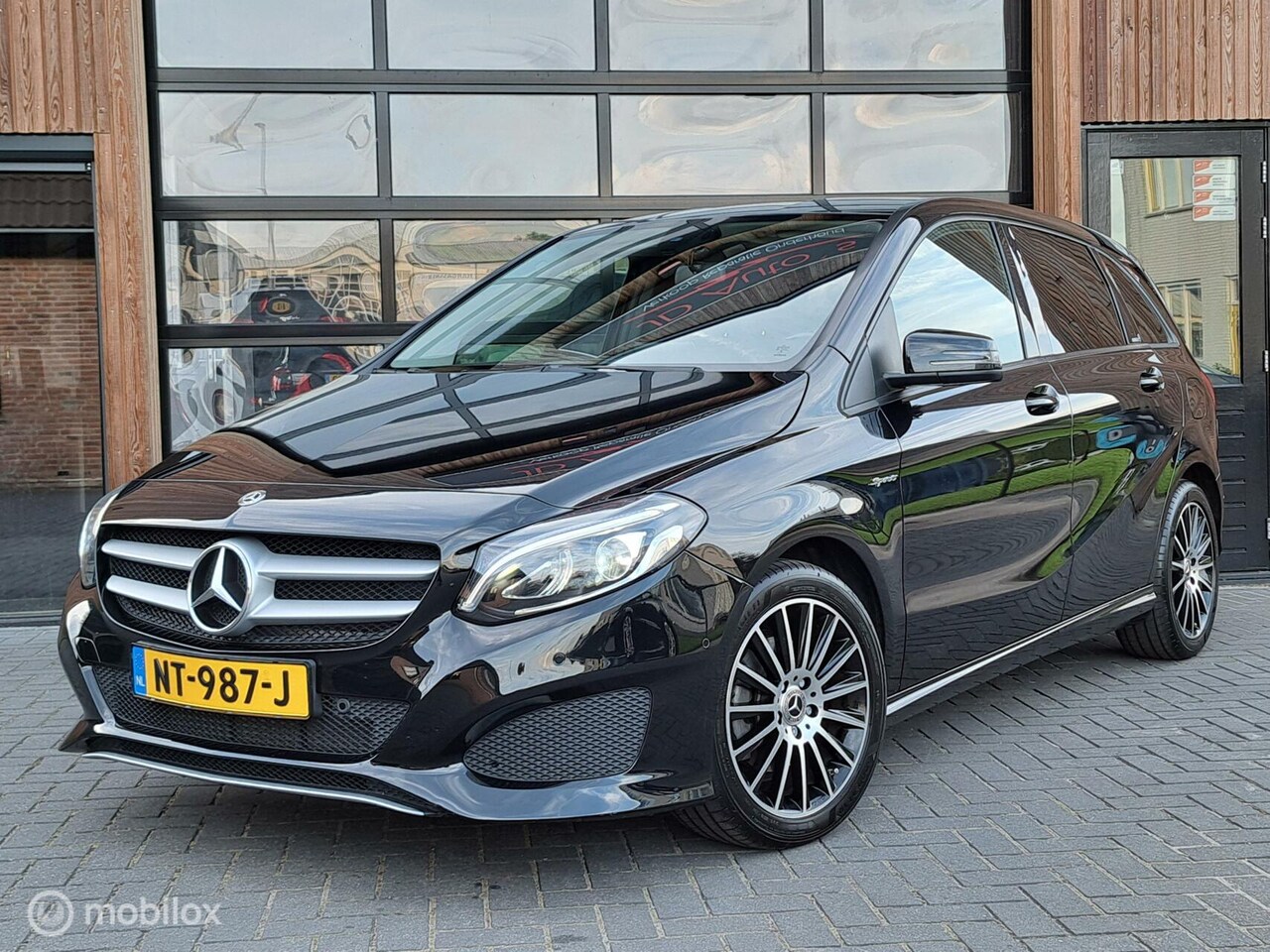 Mercedes-Benz B-klasse - 160 LED NAVI CAMERA CRUISE NL-AUTO - AutoWereld.nl