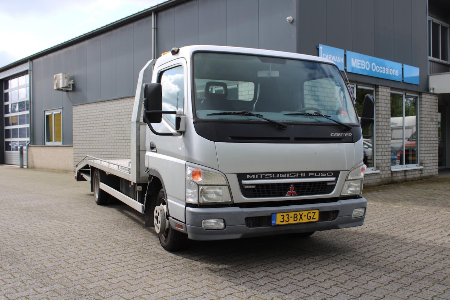 Mitsubishi Canter - 3C13 3.0 DI 385 autoambulance - AutoWereld.nl