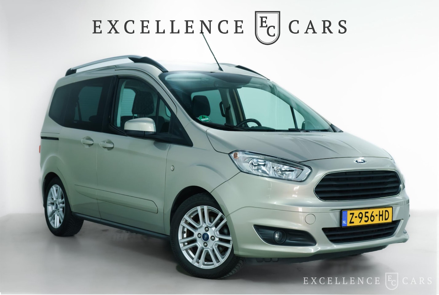 Ford Tourneo Courier - 1.0 Titanium 1.0 Titanium - AutoWereld.nl