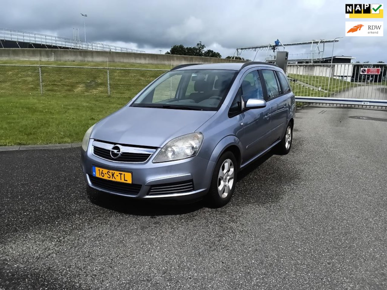 Opel Zafira - 1.6 Enjoy ONLY EXPORT, lees aub de advertentie