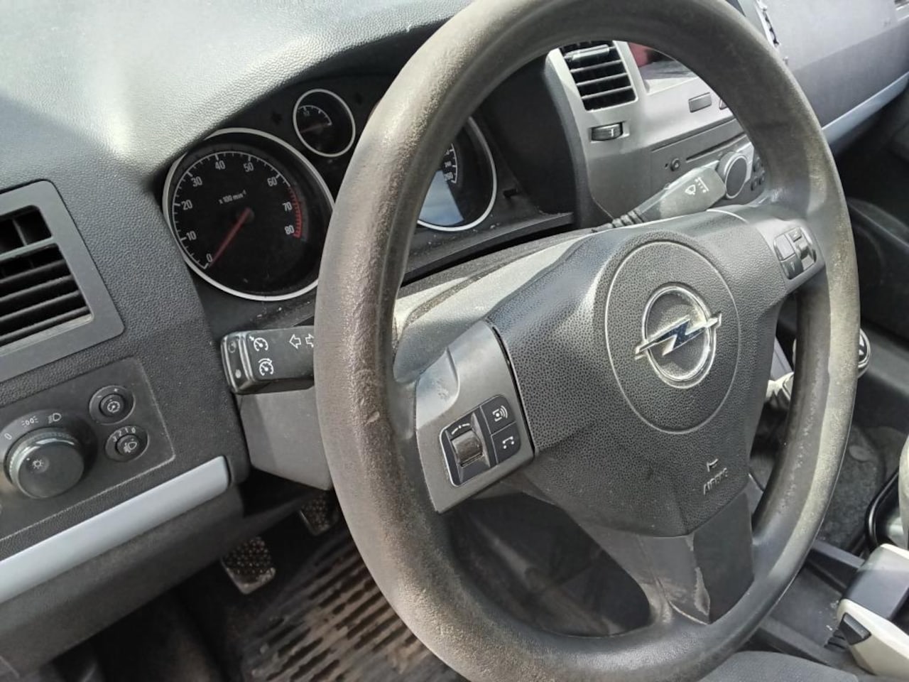 Opel Zafira - 1.6 Enjoy ONLY EXPORT, lees aub de advertentie