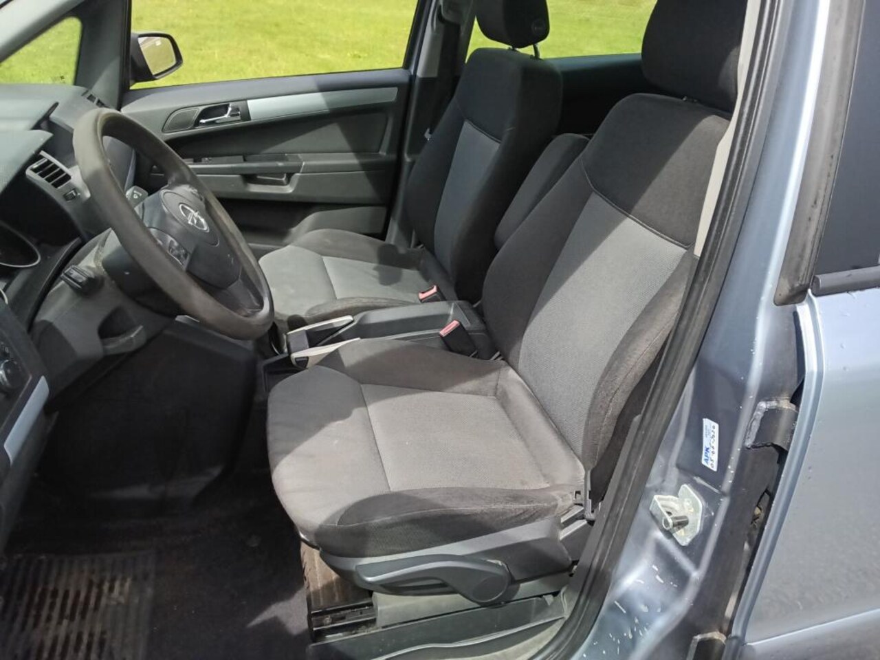 Opel Zafira - 1.6 Enjoy ONLY EXPORT, lees aub de advertentie