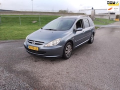 Peugeot 307 SW - 2.0 16V Navtech 7-PERSOONS