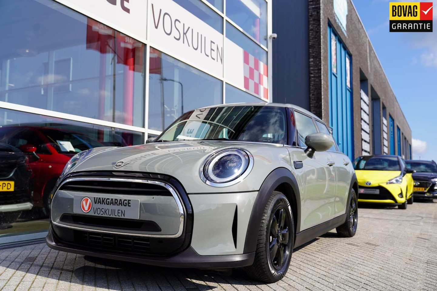 MINI Cooper - 1.5 One Navigatie | Carplay | 102pk 5drs - AutoWereld.nl