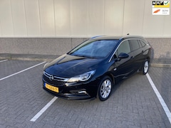 Opel Astra Sports Tourer - 1.4 Innovation 151 pk led verlichting trekhaak camera