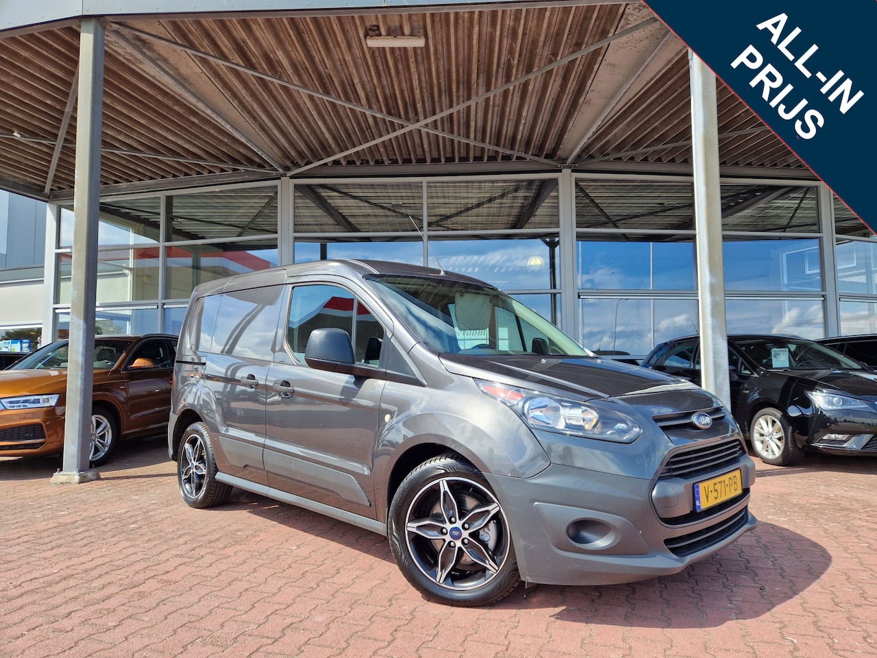 Ford Transit Connect - 1.5 TDCI L1 Ambiente 6 MND BOVAG GAR. | SCHUIFDEUR | TREKHAAK | PDC | VOORRUITVERW. | AIRC - AutoWereld.nl