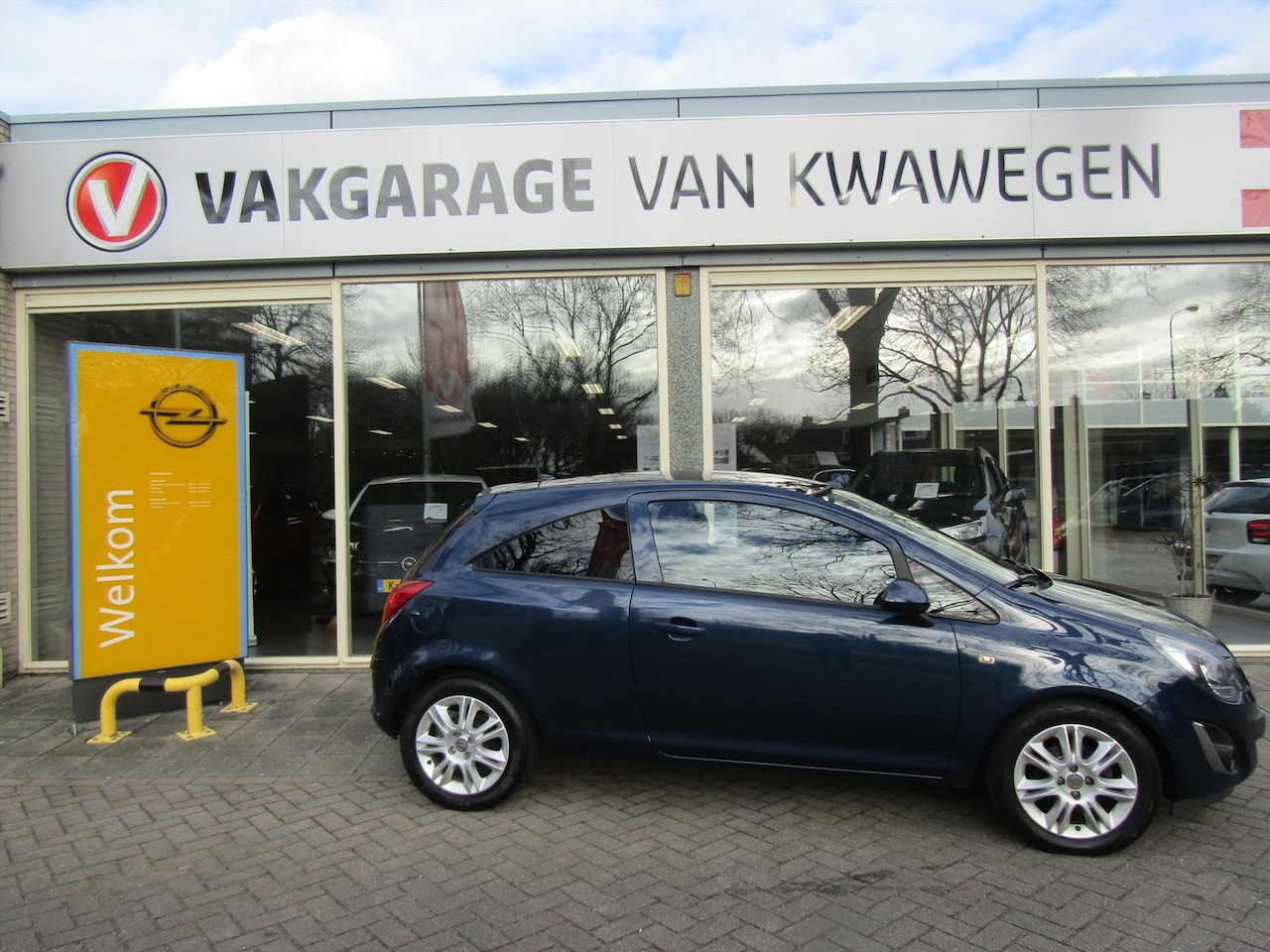 Opel Corsa - 1.2 Anniversary Edition - AutoWereld.nl