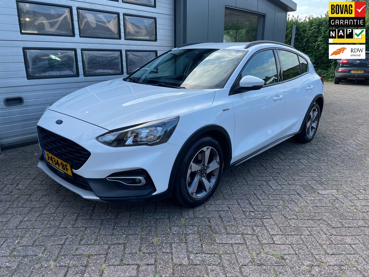 Ford Focus - 1.0 EcoBoost Active Business 1.0 EcoBoost Active Business - AutoWereld.nl