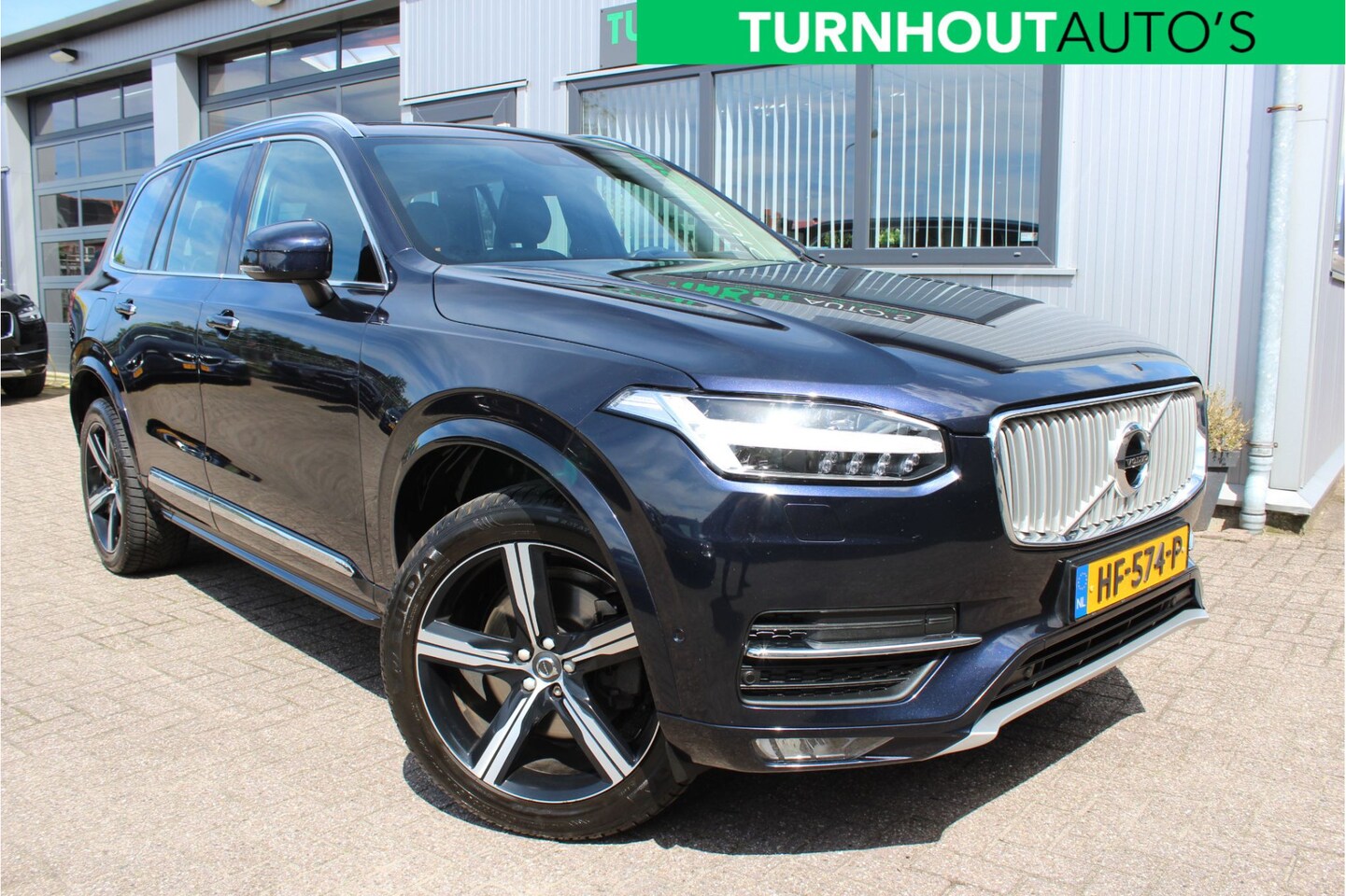 Volvo XC90 - 2.0 T5 AWD Inscription Luchtvering | B&W | Cam | 7Persoons - AutoWereld.nl