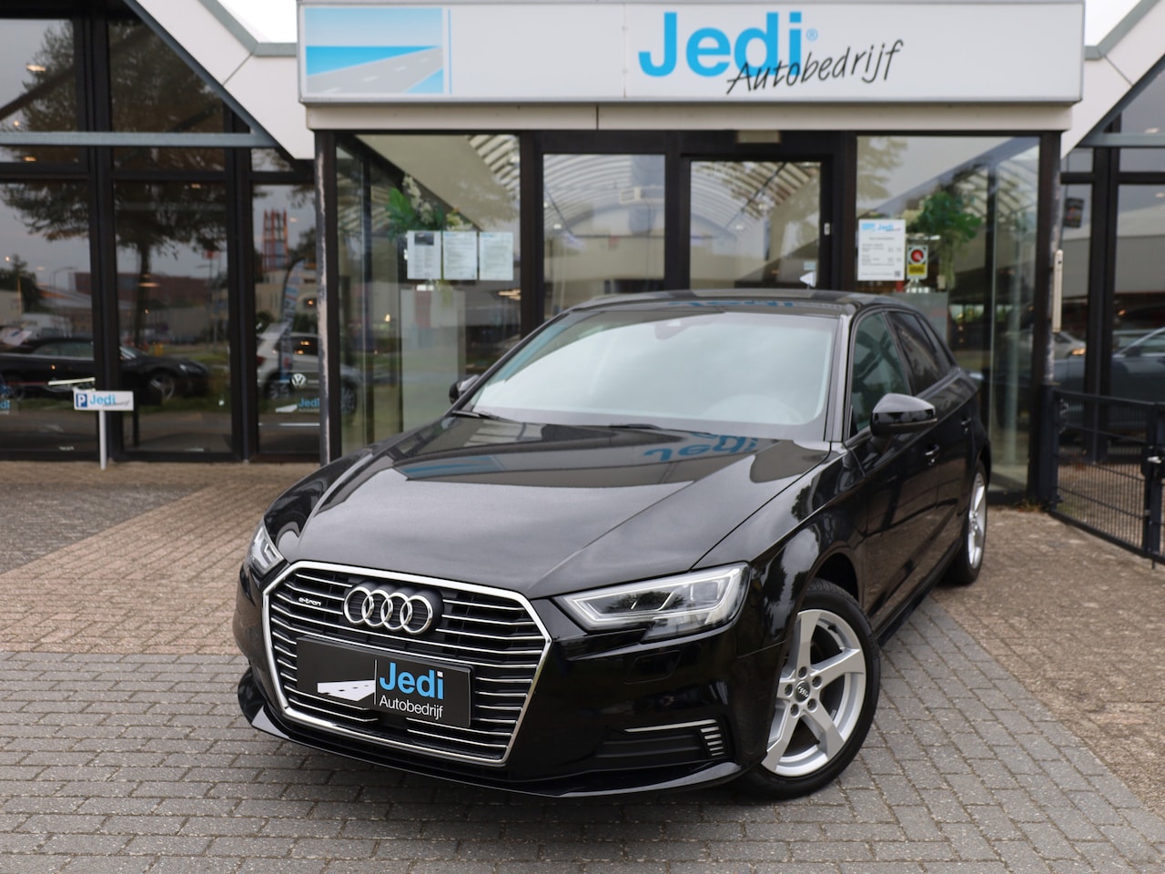 Audi A3 Sportback - Advance Sport 40 TFSIe 150kw204pk S-tronic 6 - AutoWereld.nl