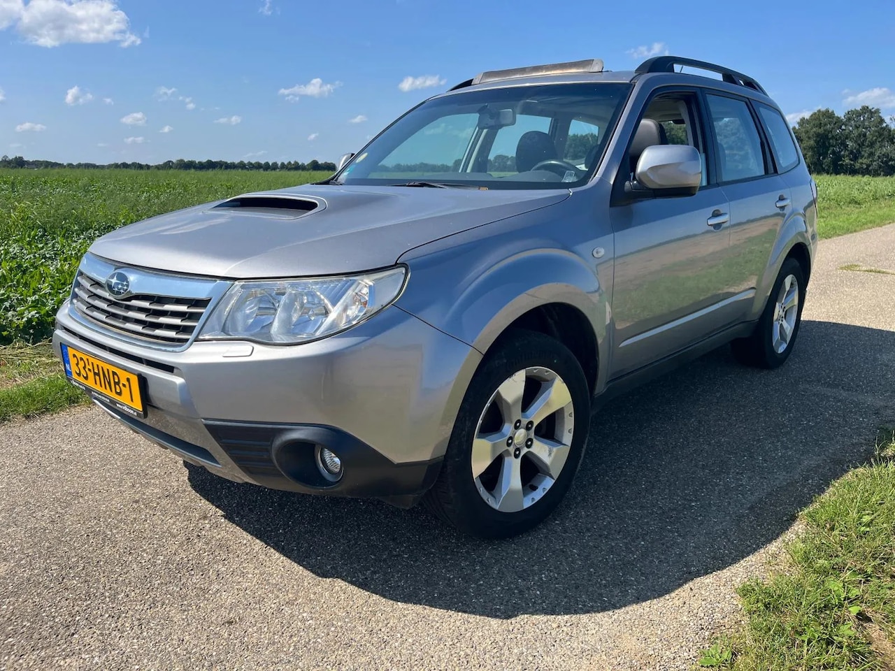 Subaru Forester - 2.0D Executive | leer| EXPORT - AutoWereld.nl