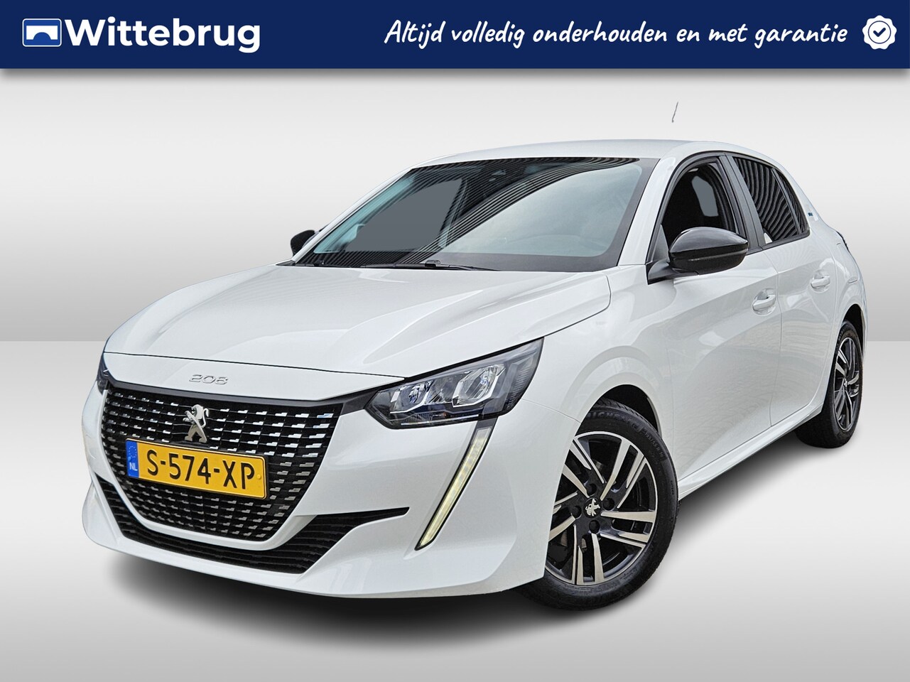 Peugeot 208 - 1.2 PureTech Style | Navigatie | Donker Getint Glas Achter | Lichtmetalen Velgen | Apple C - AutoWereld.nl