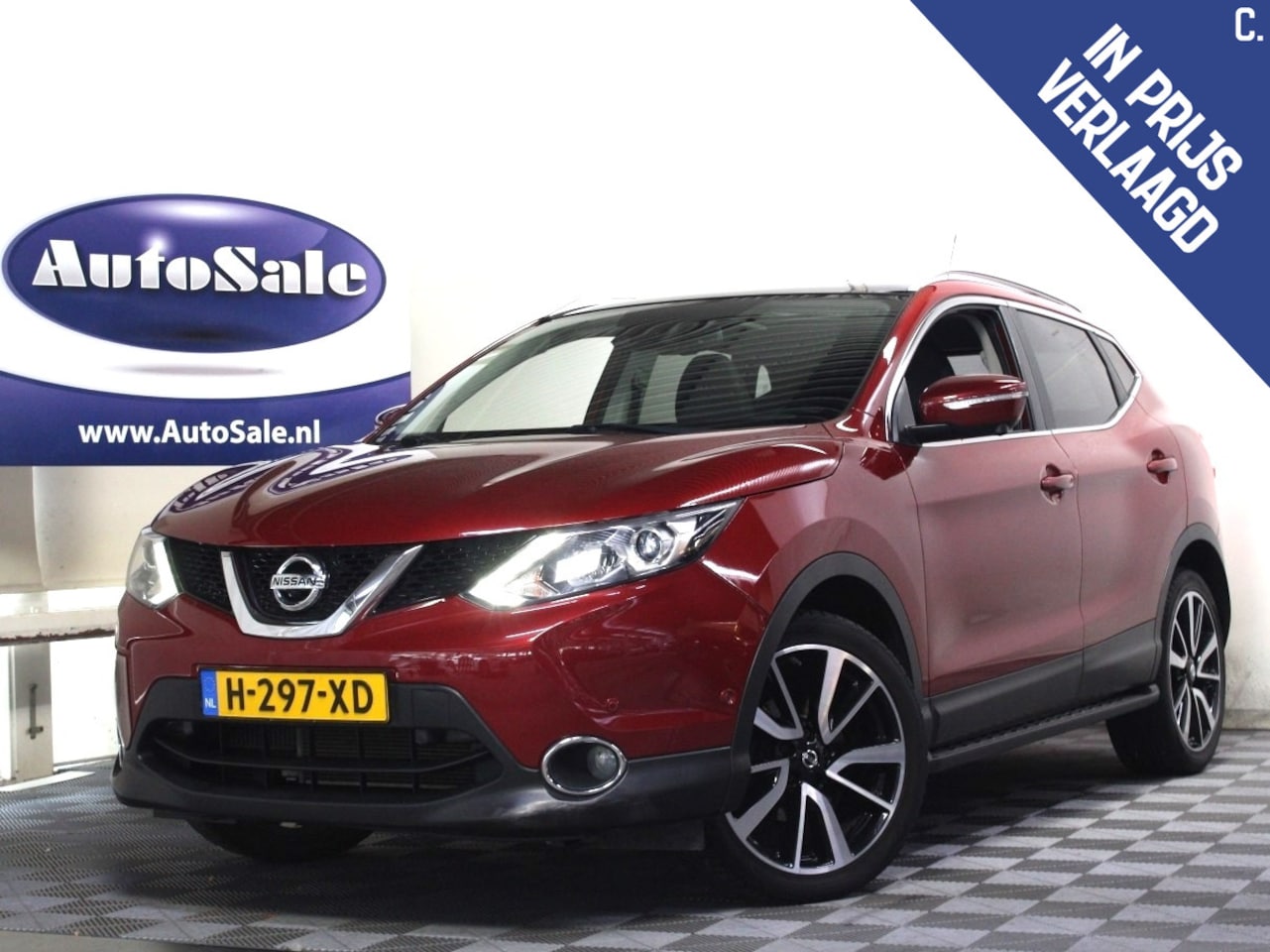 Nissan Qashqai - 1.2 Tekna PANO NAV BT 360CAMERA STOELVW CRUISE '15 - AutoWereld.nl