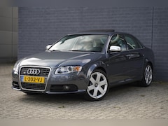 Audi A4 Limousine - 4.2 V8 quattro S4 344pk, Automaat, NAP