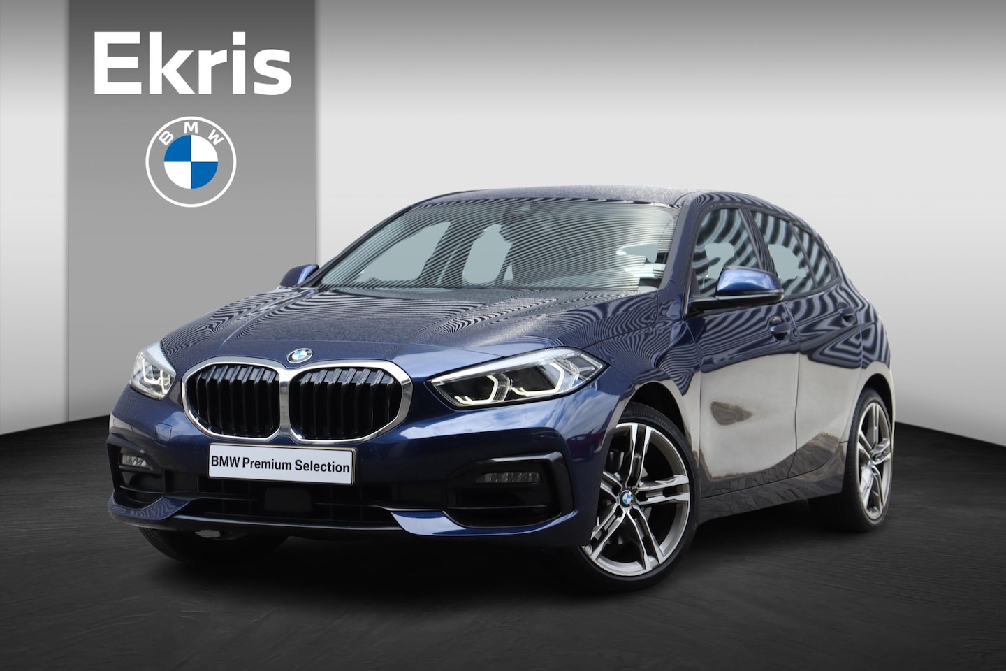 BMW 1-serie - 5-deurs 118i | Executive | Sportline | PDC Voor + Achter | LED Koplampen | Apple Carplay | - AutoWereld.nl