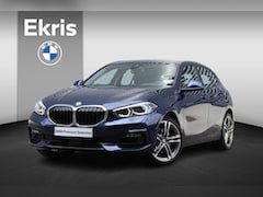 BMW 1-serie - 5-deurs 118i | Executive | Sportline | PDC Voor + Achter | LED Koplampen | Apple Carplay |