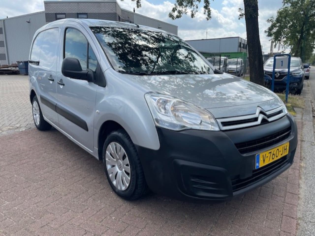 Citroën Berlingo - 1.6 BlueHDI 75 Comfort 89.000km Airco,Cruisecontrol,Schuifdeur Nette Auto - AutoWereld.nl