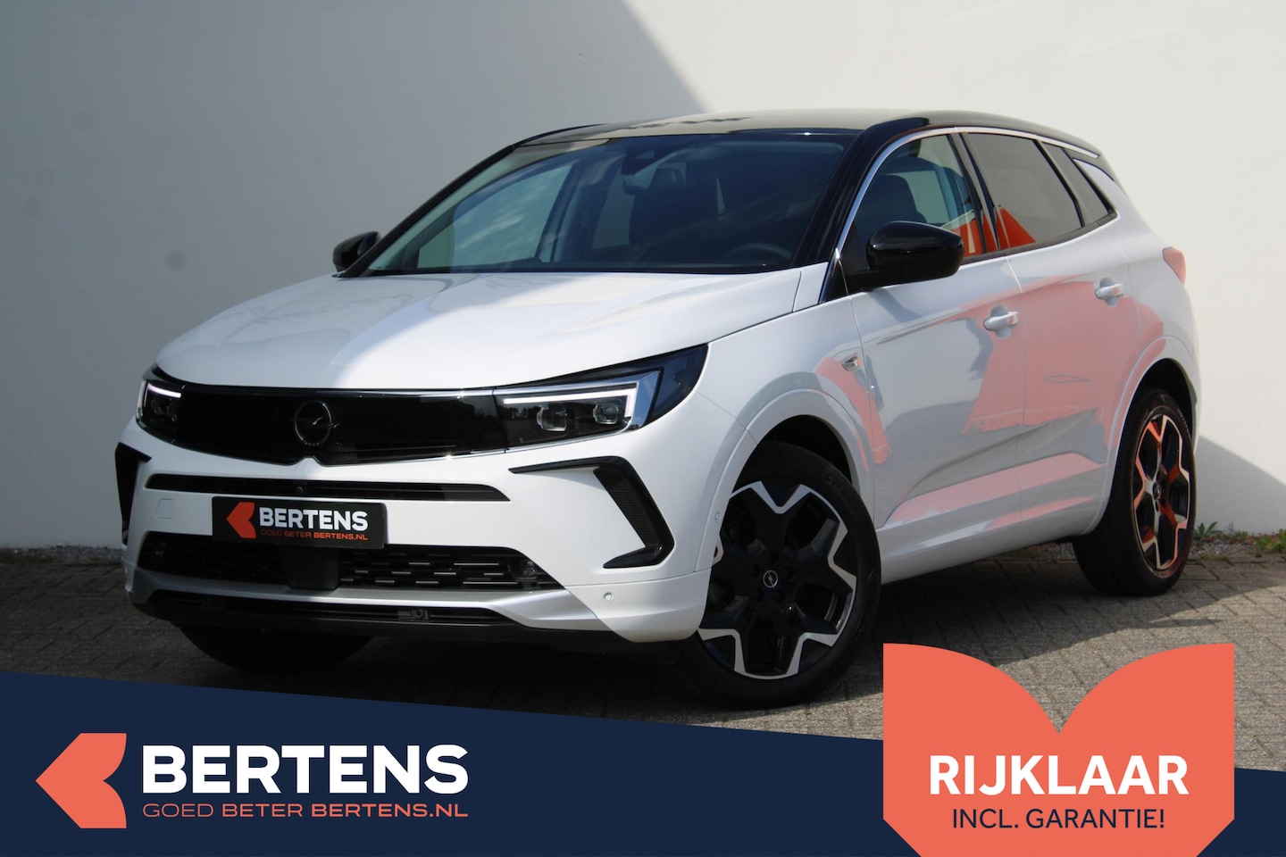 Opel Grandland - 1.2 Turbo Ultimate | Navi | Half Leder | Parkeercamera - AutoWereld.nl