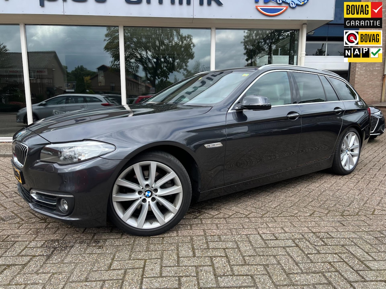 BMW 5-serie Touring - 520i Last Minute Edition 520i Last Minute Edition - AutoWereld.nl