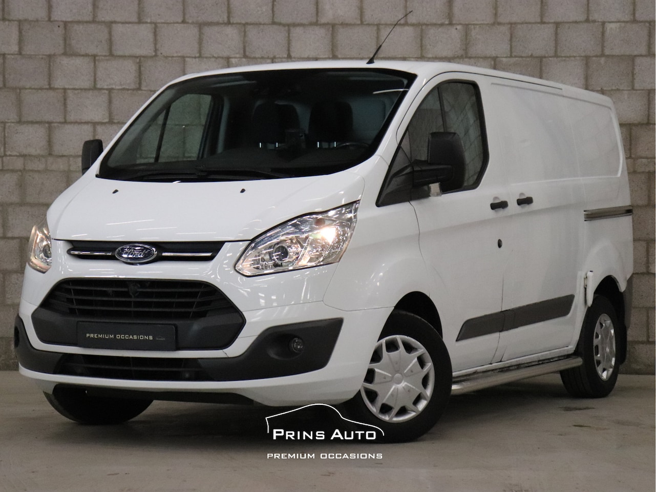 Ford Transit Custom - 290 2.2 TDCI L1H1 Trend |TREKHAAK|AIRCO|BETIMMERING| - AutoWereld.nl