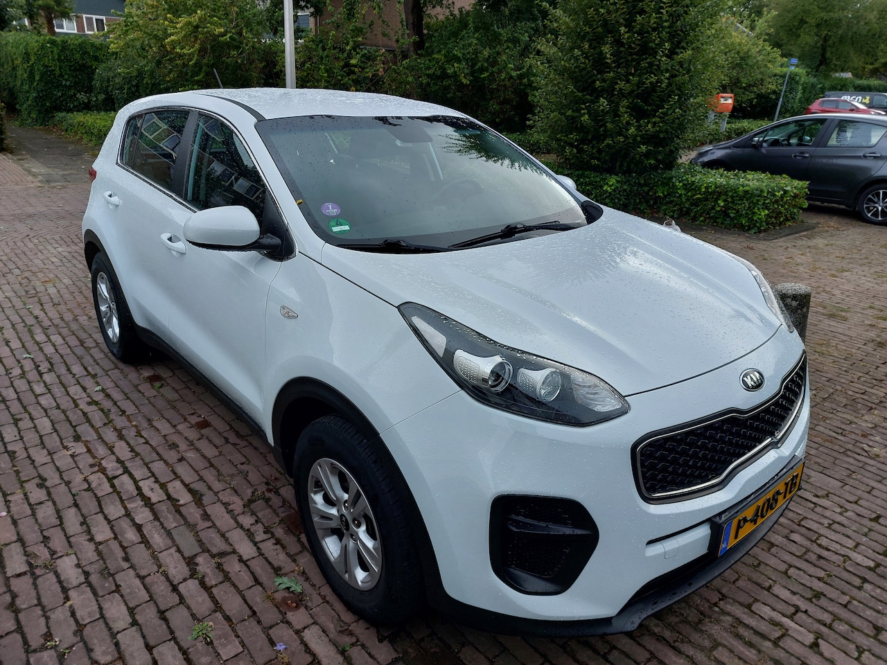 Kia Sportage - 1.6 GDI ComfortLine Trekhaak, radio cd speler en achtersensoren - AutoWereld.nl