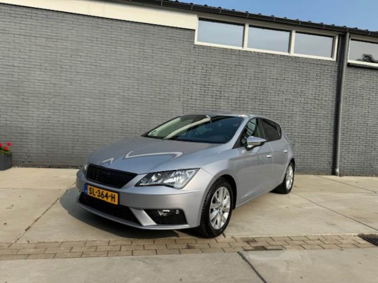 Seat Leon - 1.0 EcoTSI Style DSG Automaat Airco Cruise - AutoWereld.nl