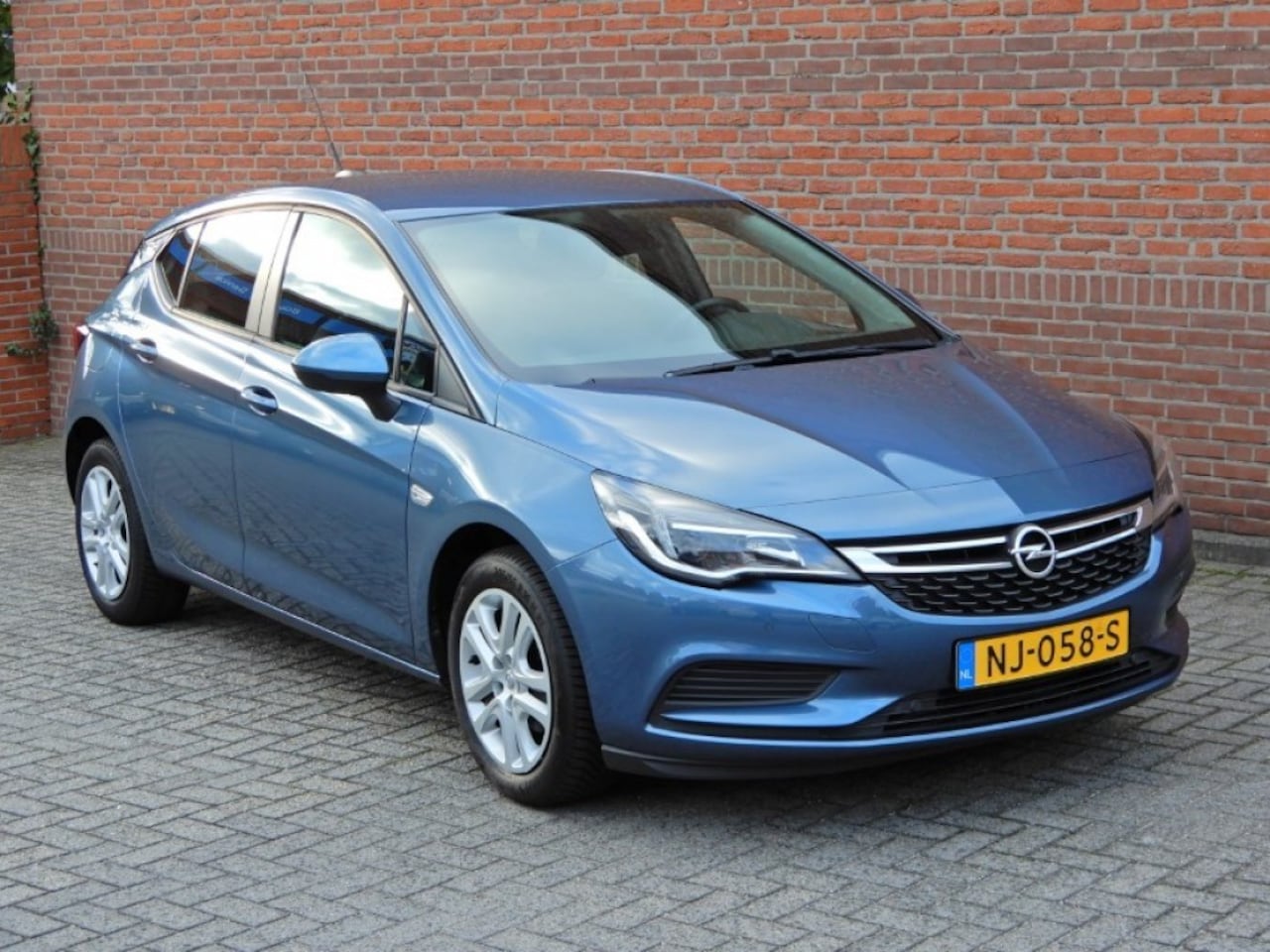 Opel Astra - 1.0 TURBO EDITION - AutoWereld.nl