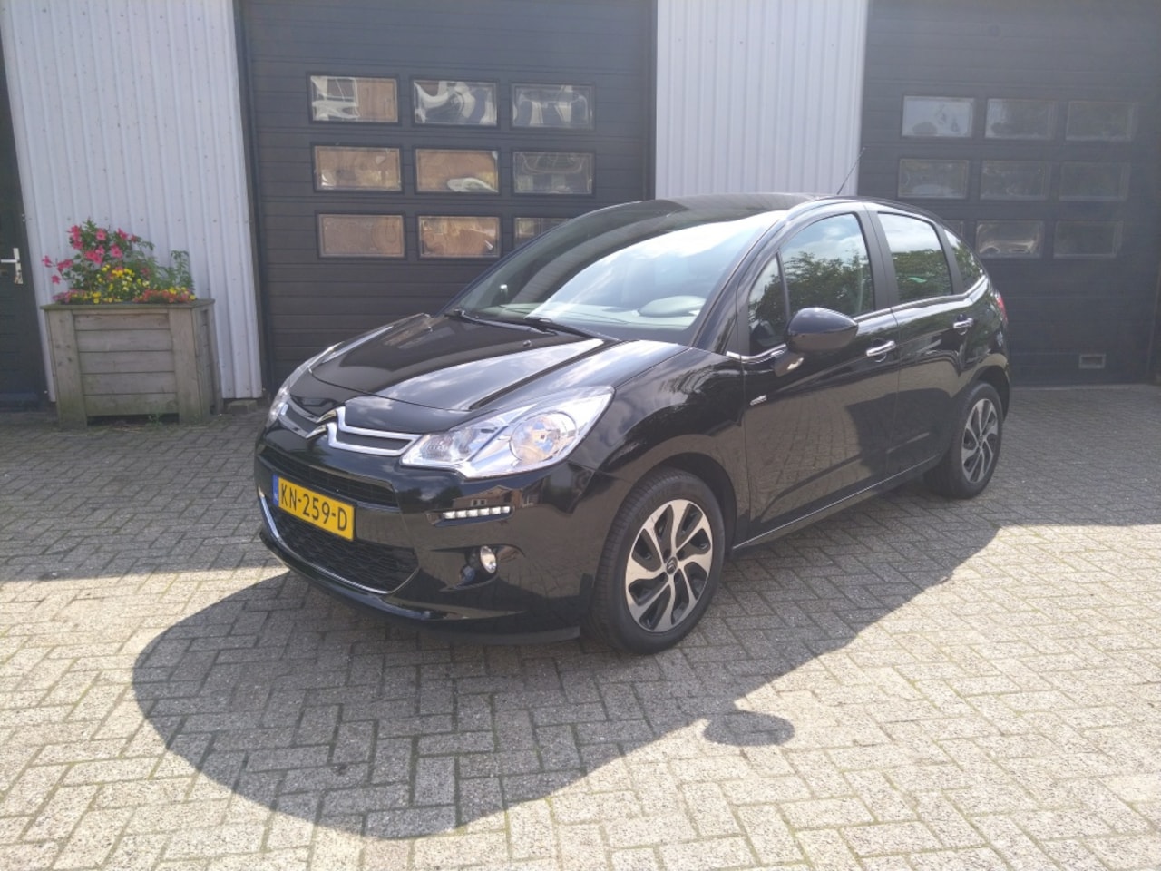 Citroën C3 - 1.2 PureT Exclusive - AutoWereld.nl