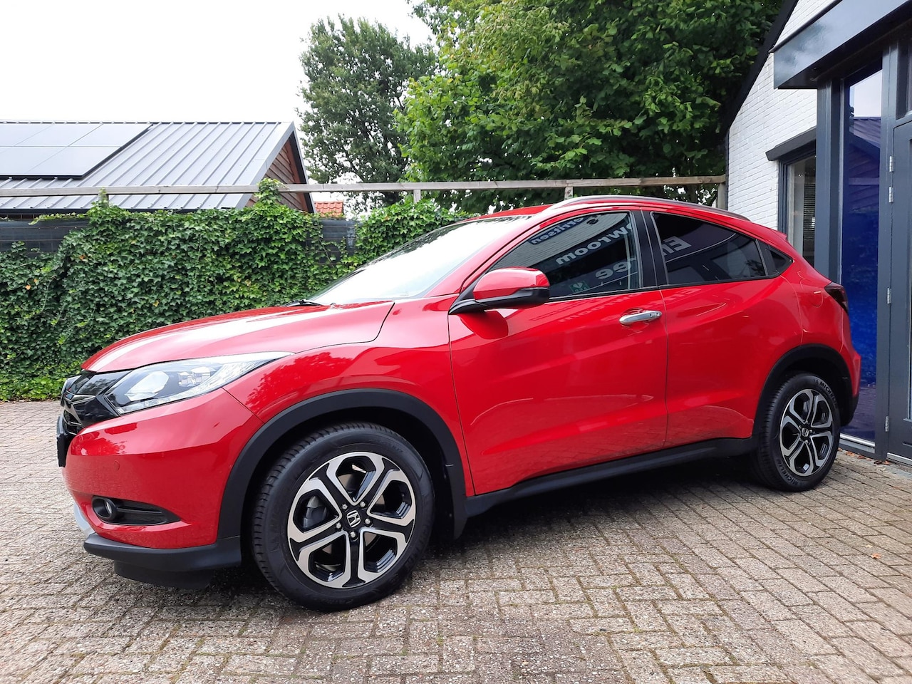 Honda HR-V - 1.5 i-VTEC Executive Panoramadak, trekhaak! - AutoWereld.nl