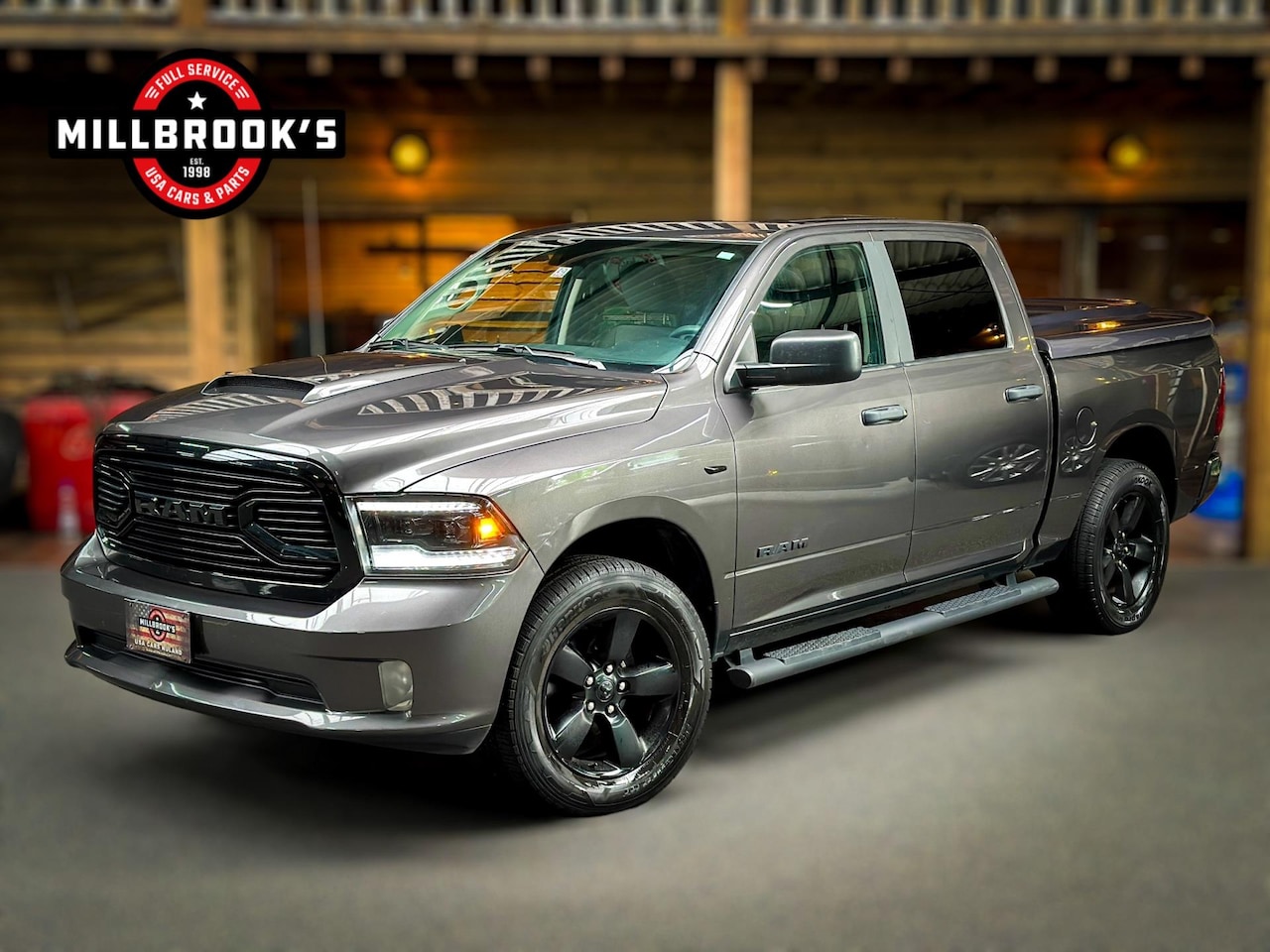 Dodge Ram 1500 - 5.7 V8 Classic SLT, 1e eigenaar, origineel Nederlands, 6 persoons!! - AutoWereld.nl